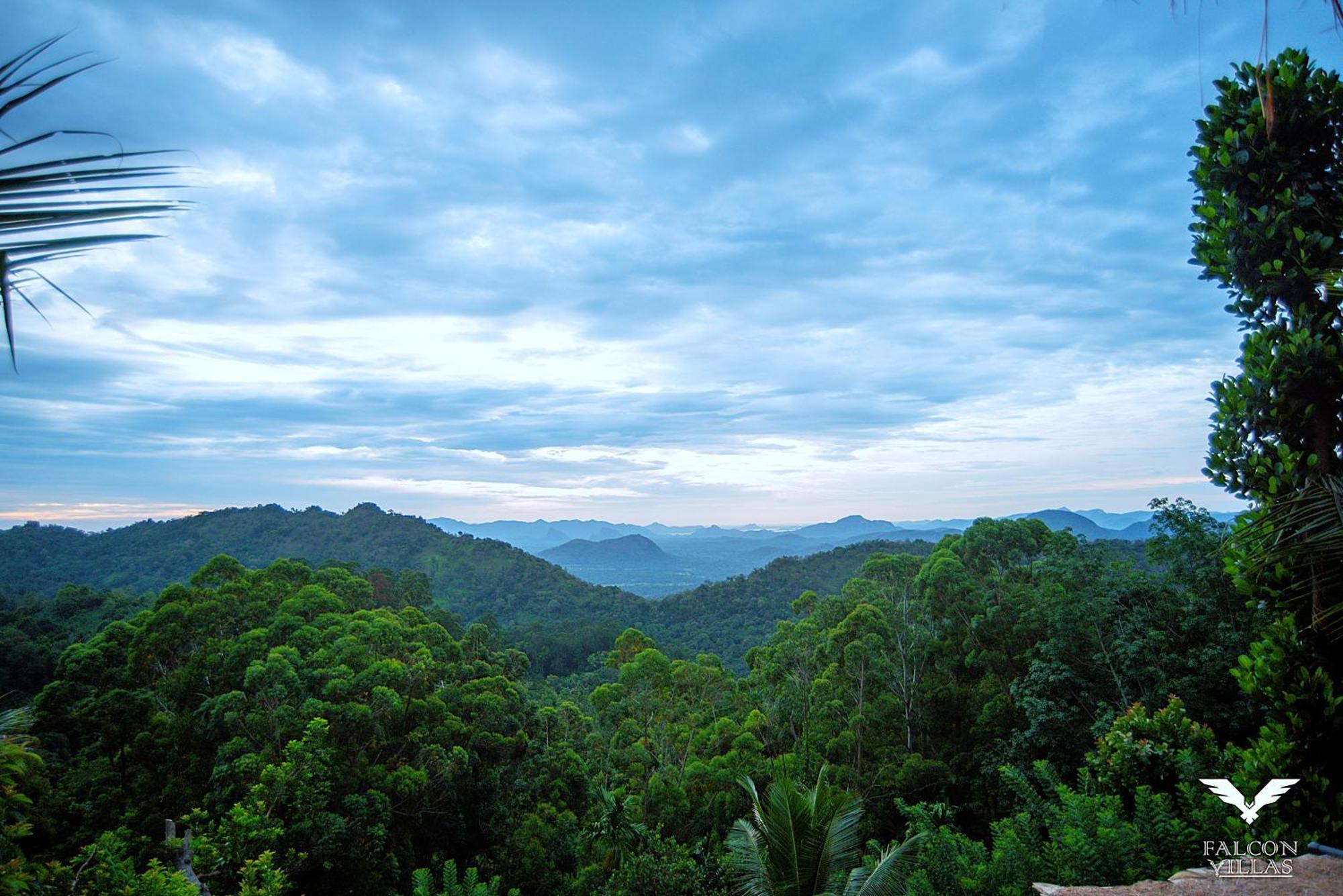 Falcon Villas Lunugala ภายนอก รูปภาพ